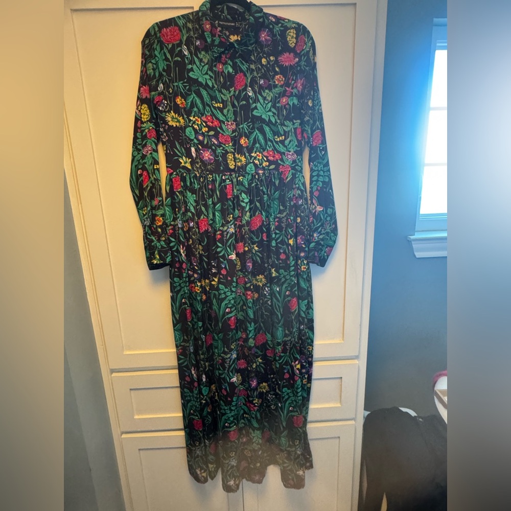ASOS maxi dress. Great Condition. Worn a couple of times.